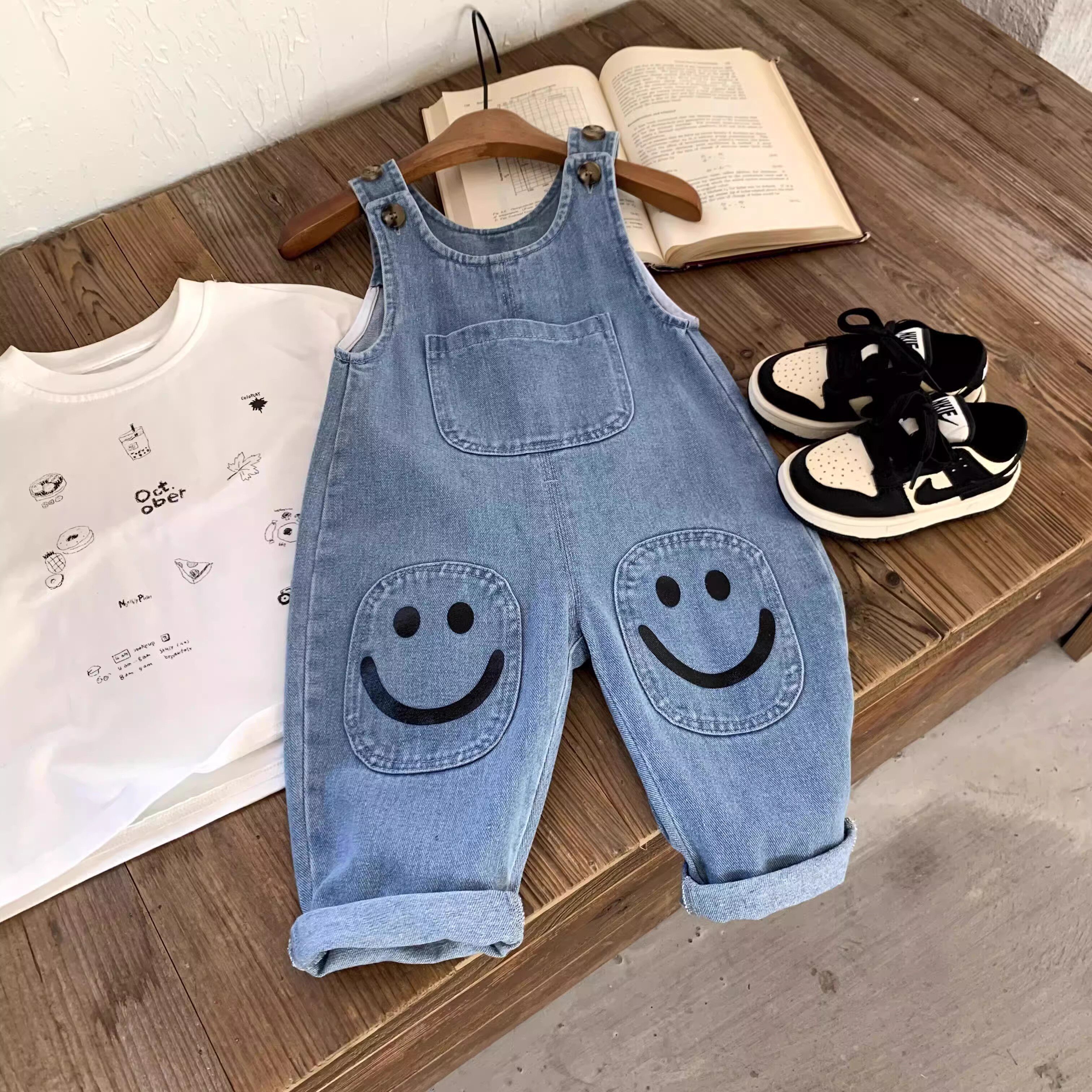 儿童牛仔背带裤春秋夏季婴幼儿男女童宽松时尚长裤1-3岁宝宝裤子