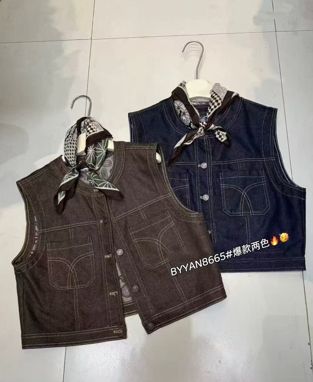 设计感配丝巾宽松百搭短款牛仔马甲女25秋时尚显瘦无袖坎肩背心