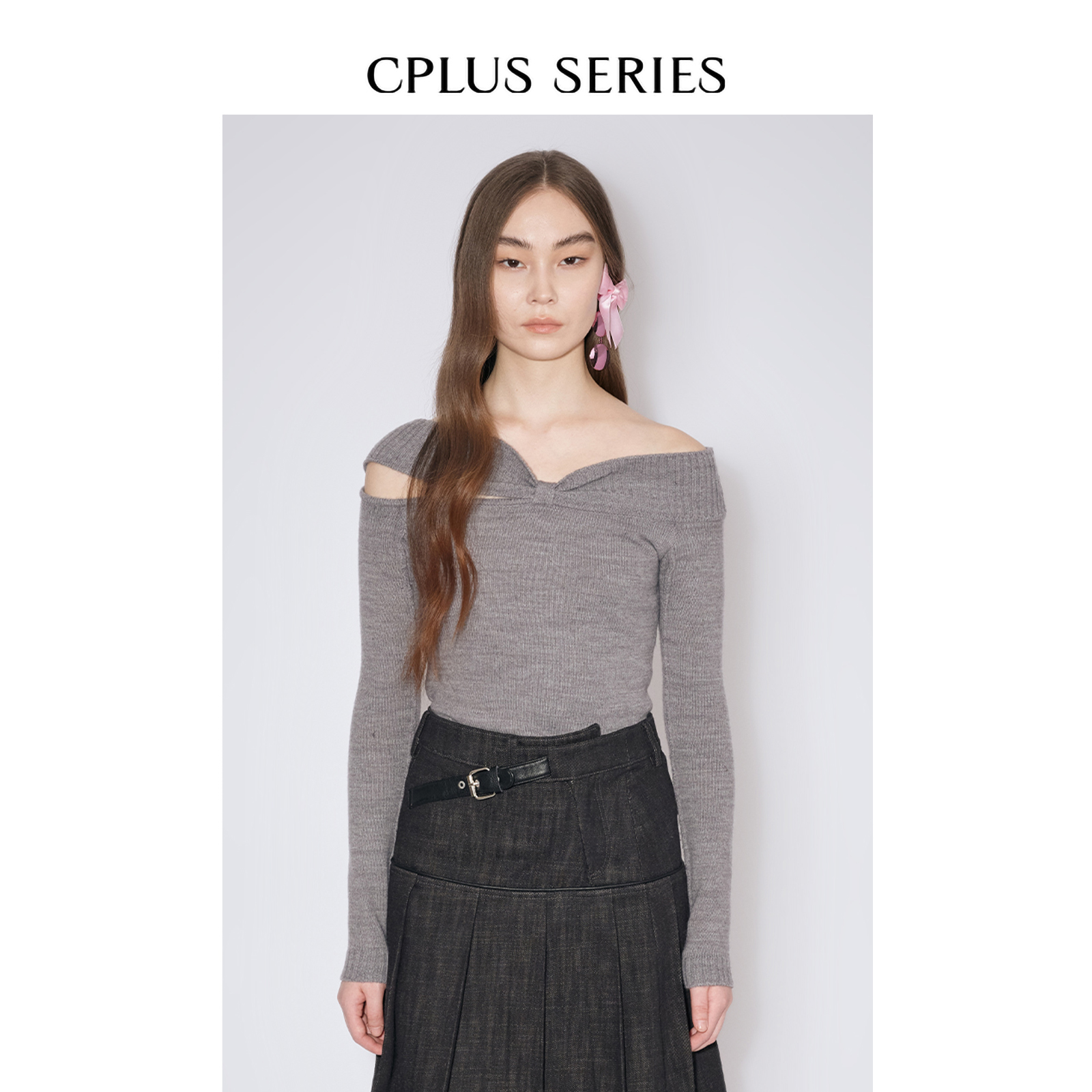 秋冬新品【CPLUS SERIES】蝴蝶结一字肩上衣