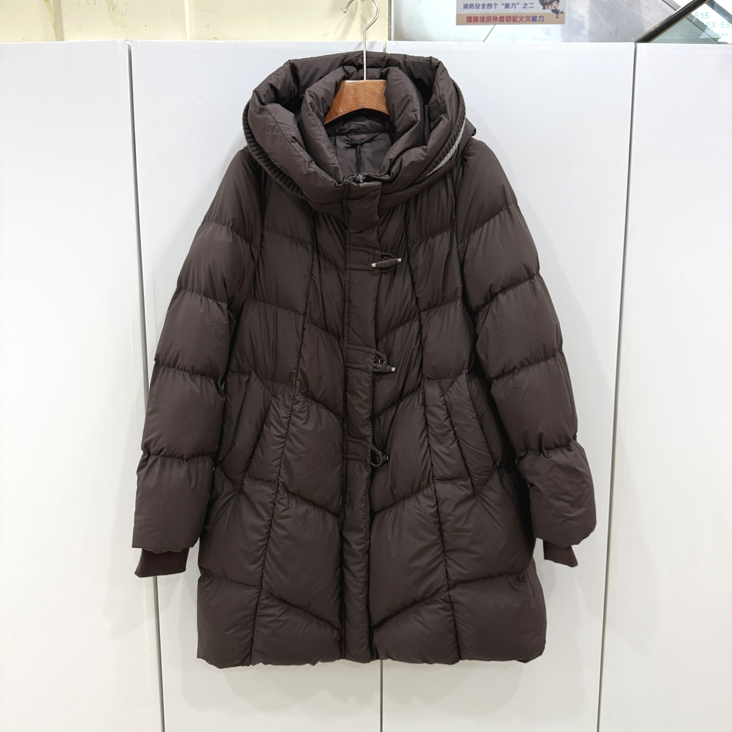 JD853欧洲站2025冬拼针织连帽牛角扣休闲A字加厚中长白鸭绒羽绒服