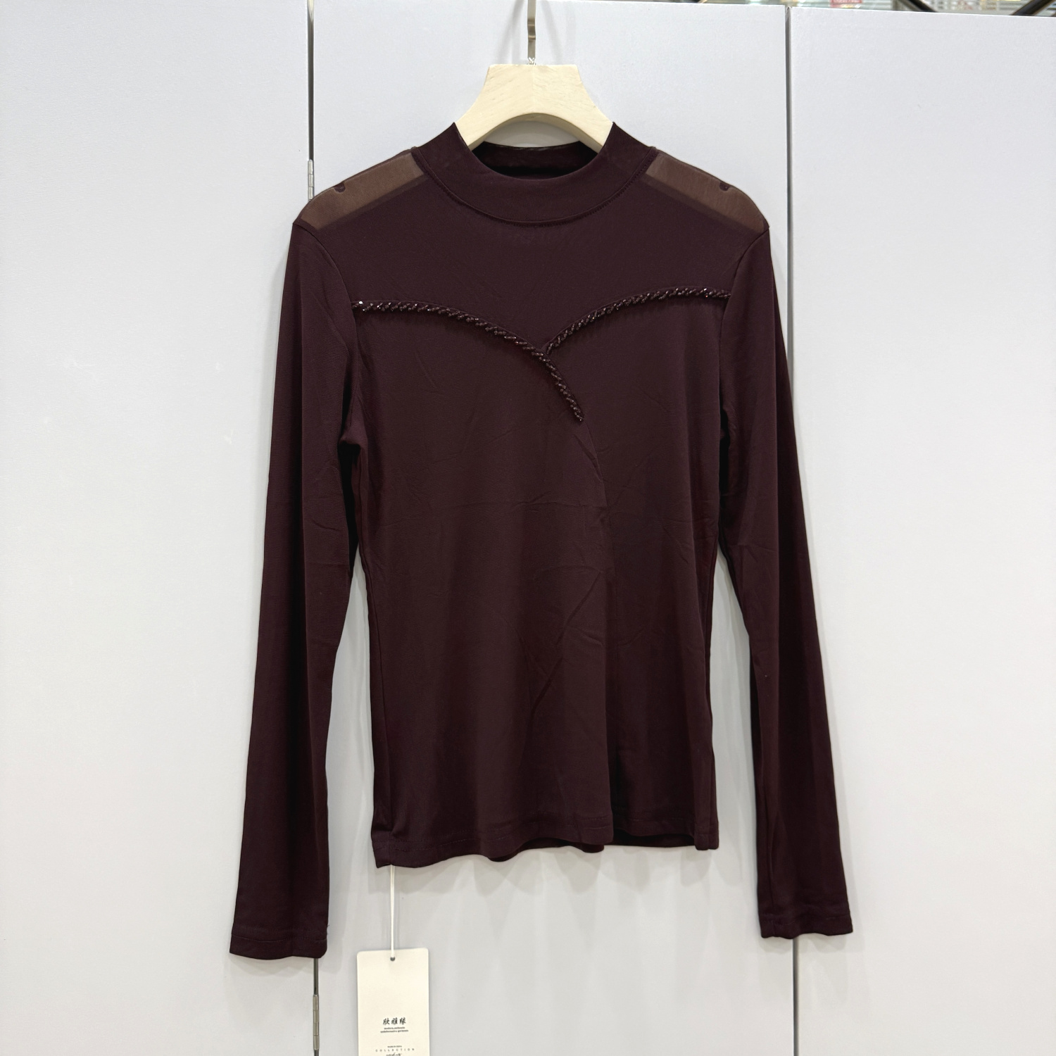 欣雅缘7119 欧洲站25秋胸前镶钻钉珠透视拼接小立领弹力修身T恤