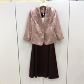 依米莎26A027欧洲站一粒扣提花七分袖 外套＋缎面背心裙两件套 西装
