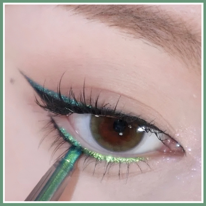 Shiny Chameleon Eyeliner Pencil Green Gold Purple Glitter Ey高性价比高么？
