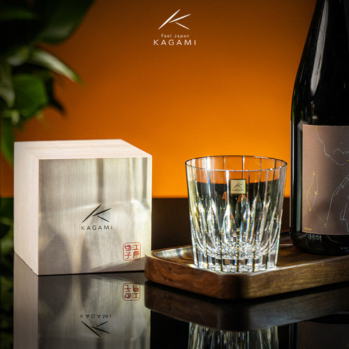 「皇室御用品牌」星芒水晶杯礼物