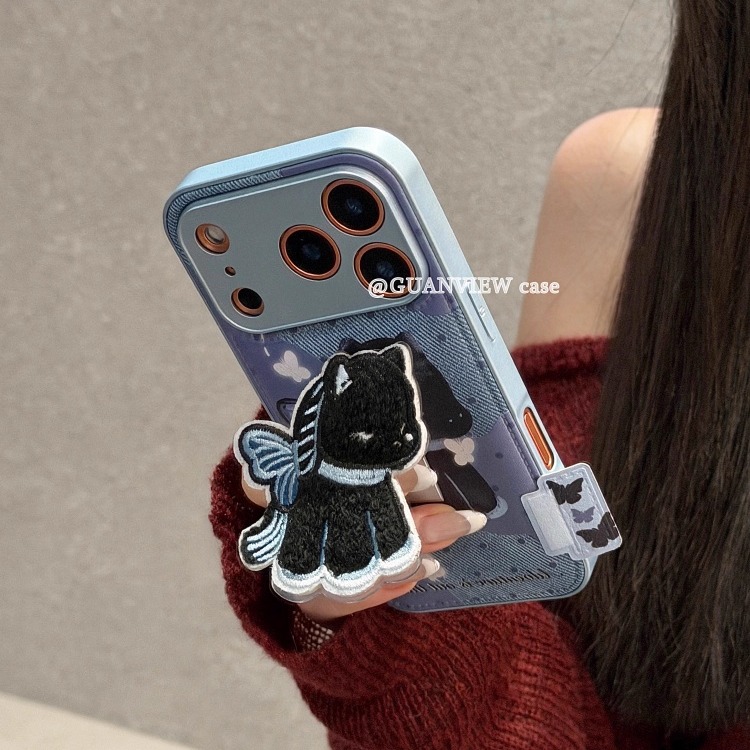 皮质刺绣翅膀小黑马手机壳