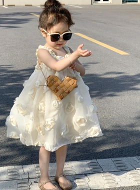 新款夏季女童立体花朵蓬蓬连衣裙儿童甜美韩版公主礼服宝宝吊带裙