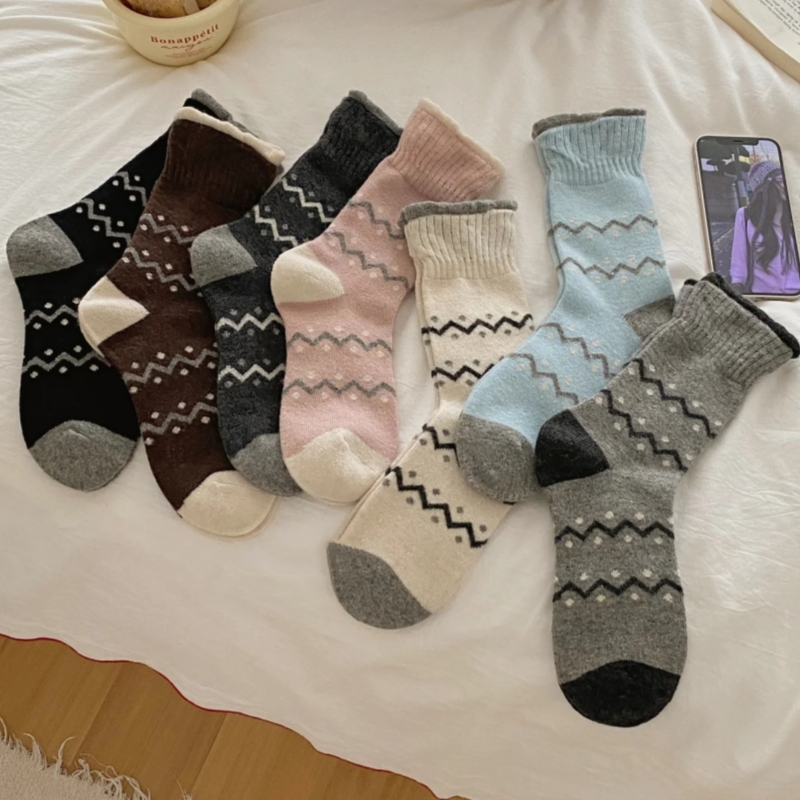 复古费尔岛系列~波浪韩系袜子!