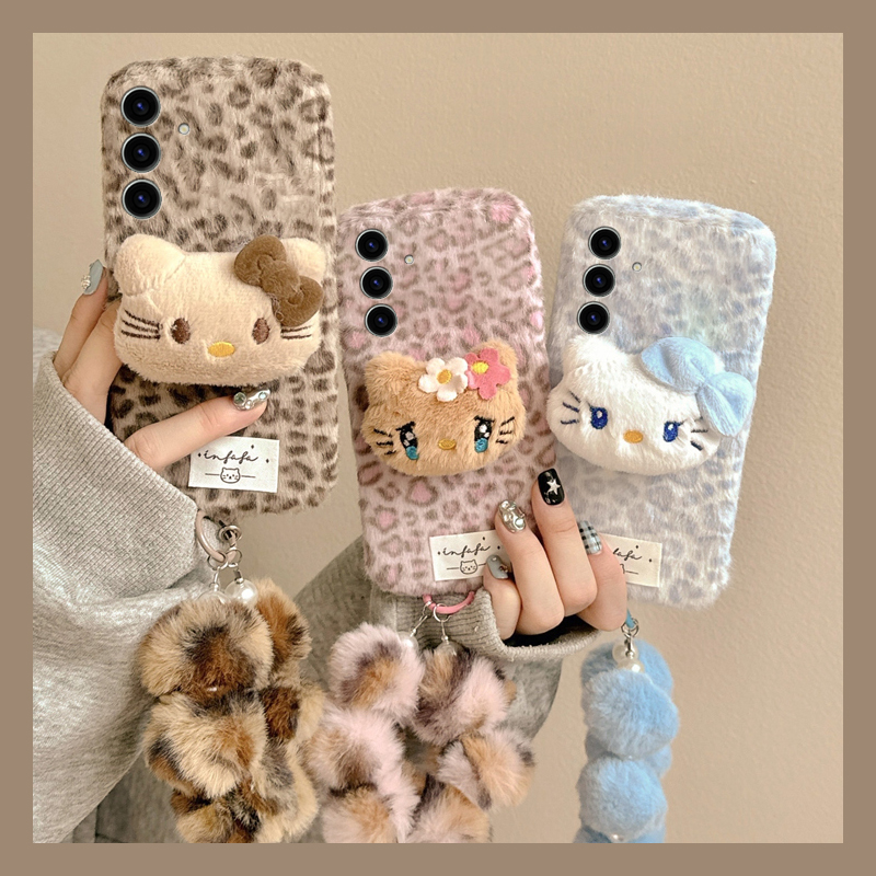 豹纹凯蒂猫公仔适用三星s25edge手机壳s24plus卡通s23+十s22挂链s21fe秋冬季s20ultra毛绒绒s10/s9/s8/note20