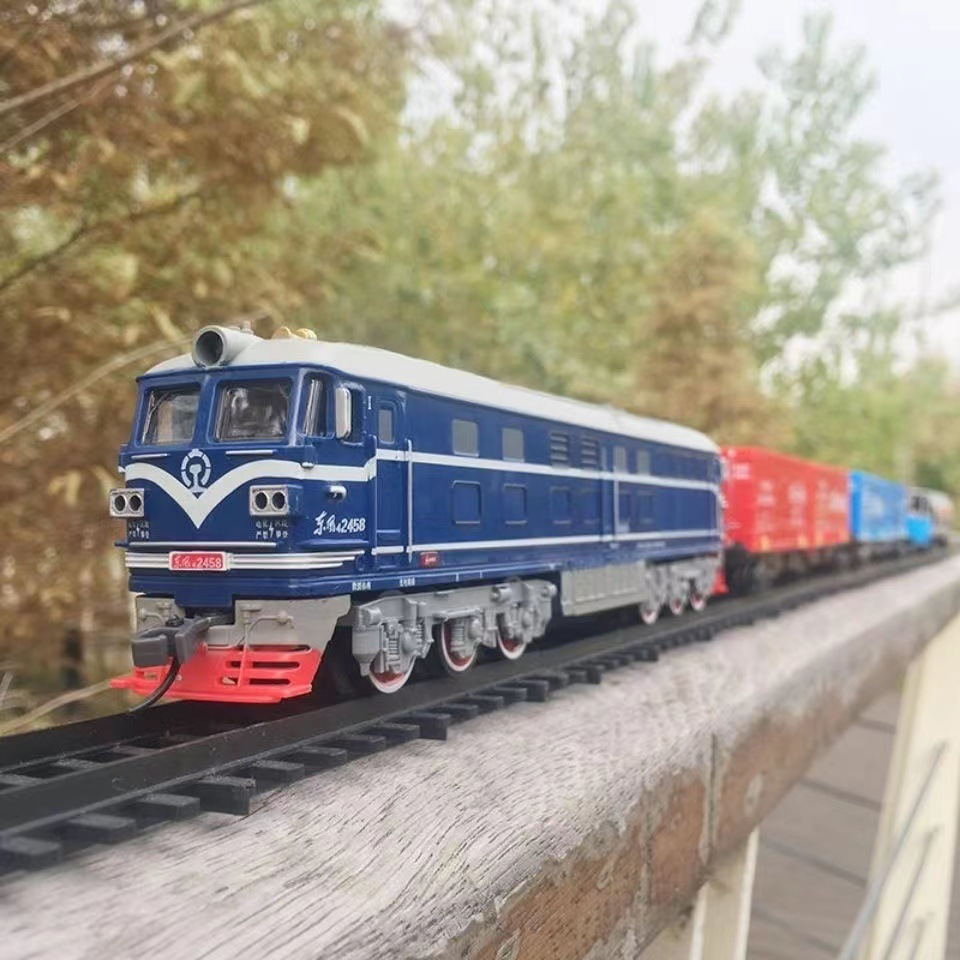 绿皮东风4B火车电动小火车