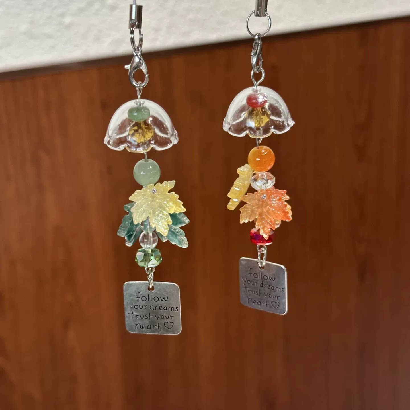 情侣钥匙扣枫叶风铃手机链挂饰挂件书包钥匙扣可爱高颜值装饰