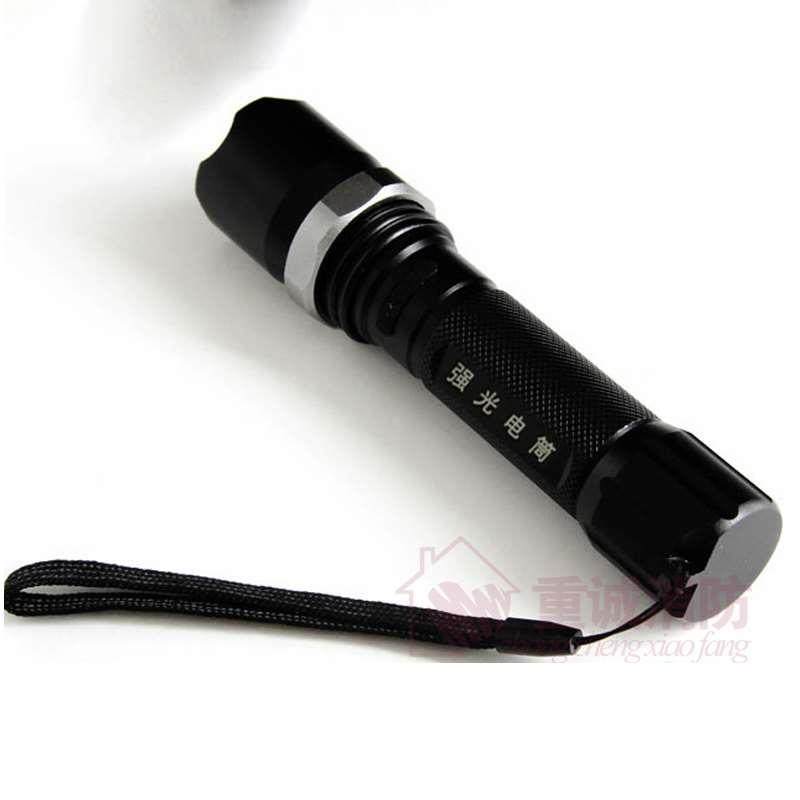 强光手电筒 家用充电手电筒 led手电筒 配18650锂电池 远射照明,自行车/骑行装备/零配件,更多,淘宝优惠券,粉丝福利购,淘宝优惠卷