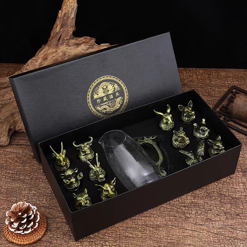 轻奢复古十二生肖酒具水晶玻璃分酒器白酒杯家用套装12只烈酒杯子