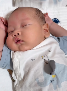夏季婴幼儿大象耳朵会动连体衣
