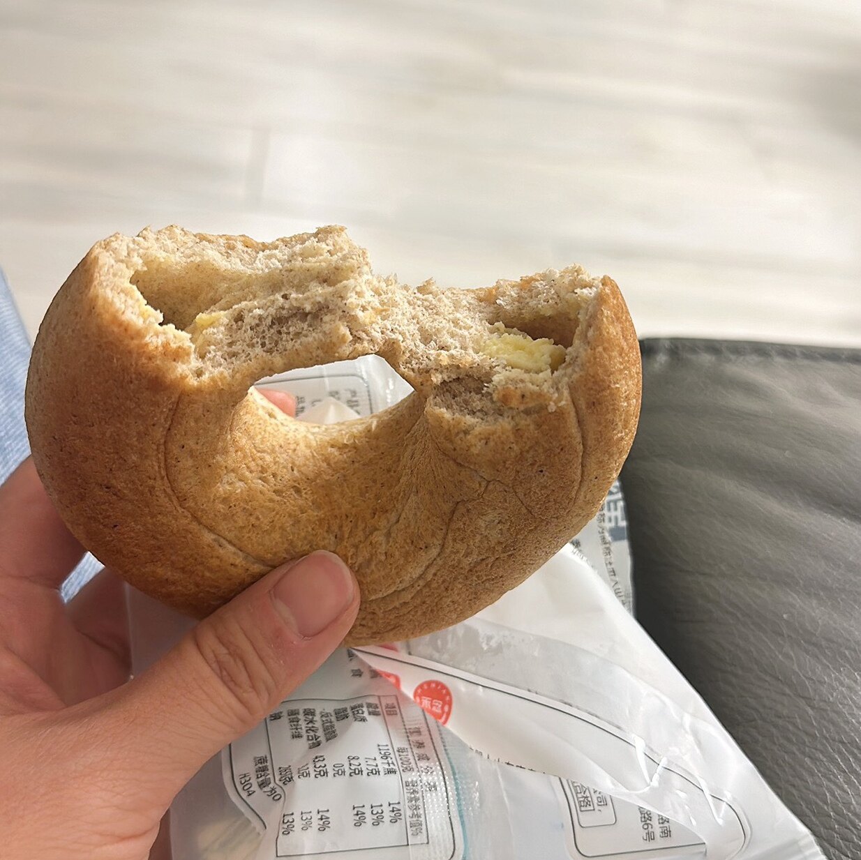 无蔗糖全麦夹心贝果面包约75g/袋黑芝麻海盐肉松奶酪咖啡早餐食品