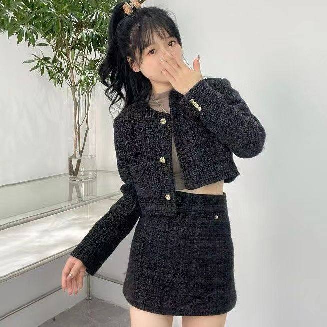 2025秋冬新款小个子小香风套装网红同款短款修身包臀半身裙两件套