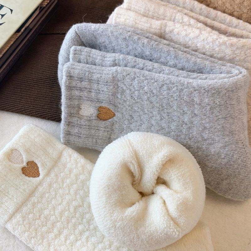 羊毛袜子女款秋冬加绒加厚可爱中筒堆堆袜冬季保暖月子袜爱心刺绣,女士内衣/男士内衣/家居服,中筒袜,淘宝优惠券,粉丝福利购,淘宝优惠卷