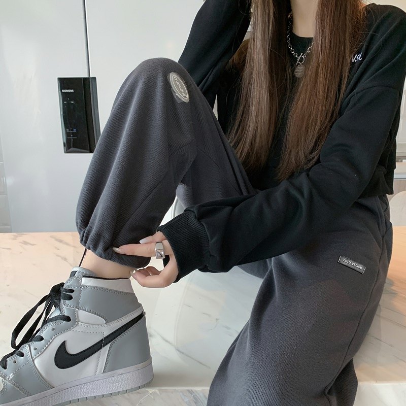 2023潮牌中性風(fēng)寬松運(yùn)動(dòng)衛(wèi)褲束腳褲哈倫休閑褲K680-P38女類，女裝休閑褲，電商B262