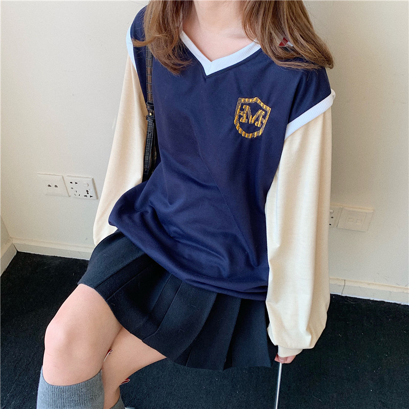 Student fake two thin long sleeve T-shirt with contrast badge V-neck