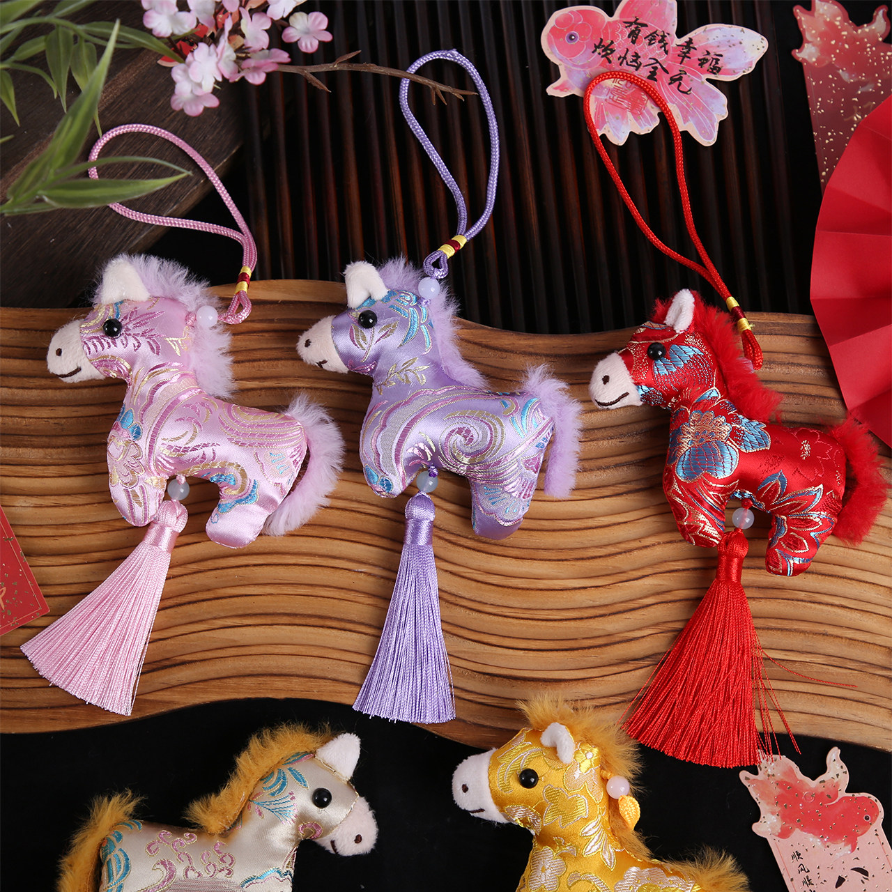2026马年新款国风刺绣小马挂饰年宵花装饰diy高级感新年装扮挂饰,鲜花速递/花卉仿真/绿植园艺,花艺材料,淘宝优惠券,粉丝福利购,淘宝优惠卷