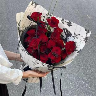 新款玫瑰诗集鲜花包装纸 128g加厚牛皮纸印花花束背景纸礼品装饰