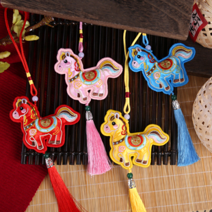 2026新春年宵新款马上来财系列年宵花手工香包流苏吊坠挂件配饰