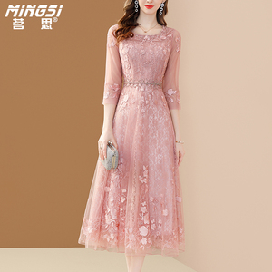 茗思时尚气质法式高级感绣花镶钻连衣裙2026春季新款钉珠网纱长裙