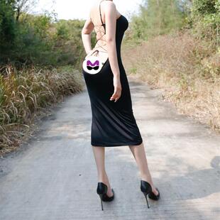 爱漏出辣妹性感胖MM冰丝诱惑睡裙女夏心机露臀露出修身 绑带连衣裙