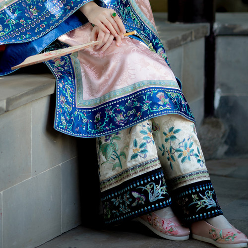 丛桂生香丨一城风絮丨绣花阔腿裤