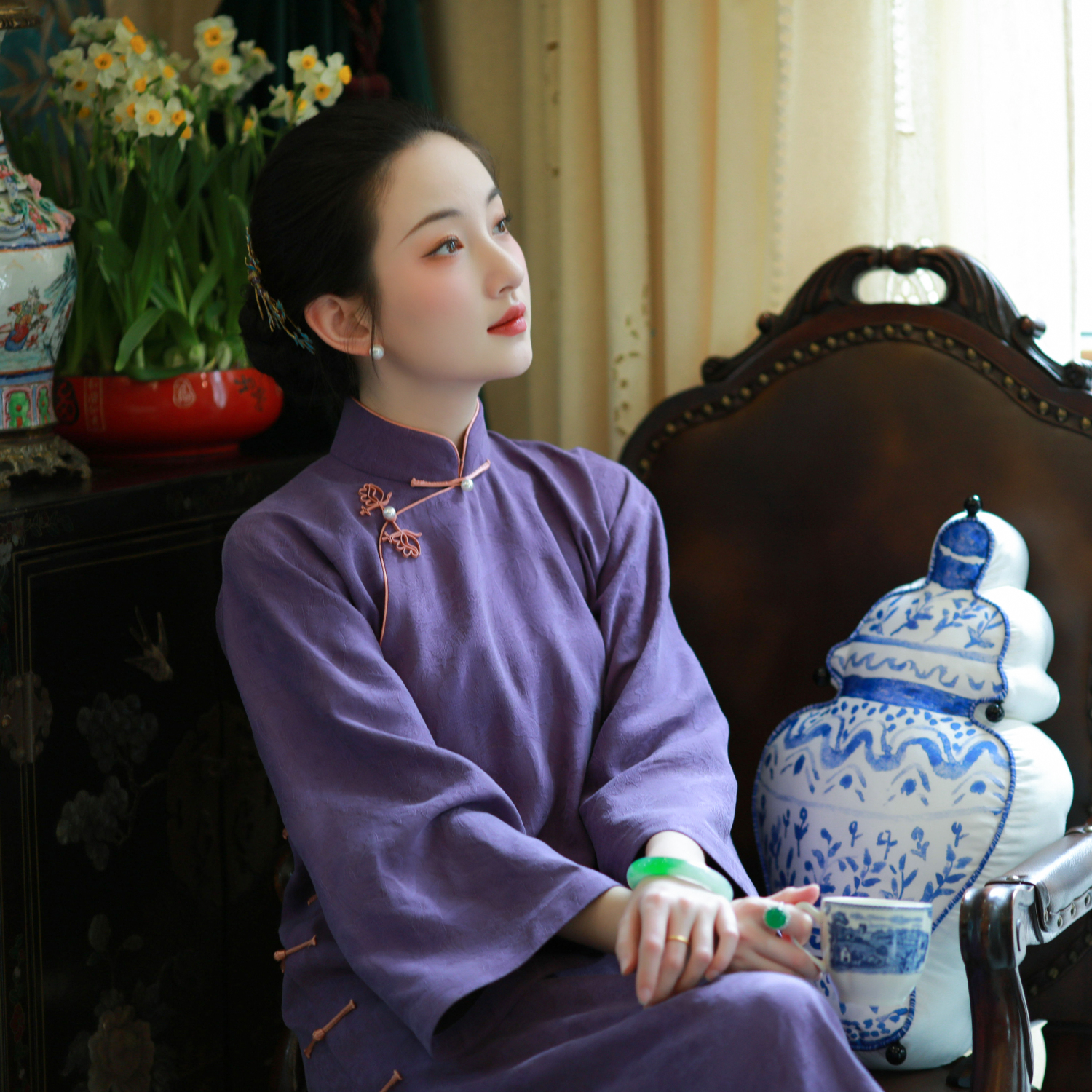 闺影瑶秋丨一城风絮丨旗袍香云纱