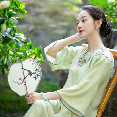 竹卿柳韵丨一城风絮丨绣花旗袍女