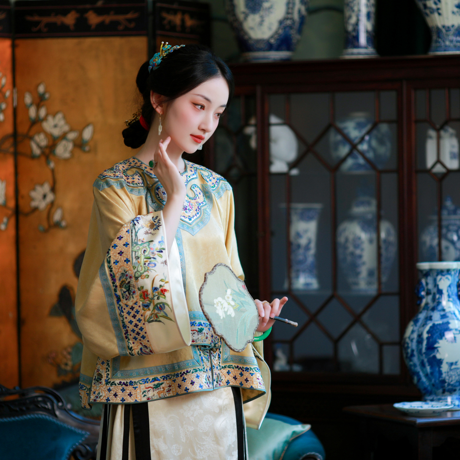 画楼闻莺丨一城风絮丨绣花女袍