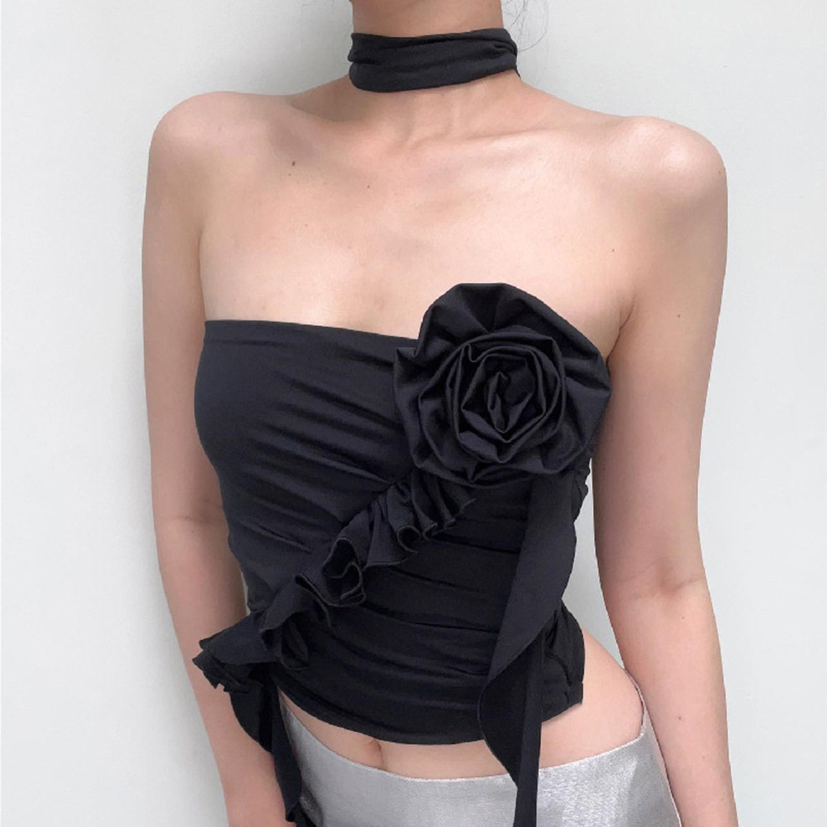Onelickoshoulderatop一