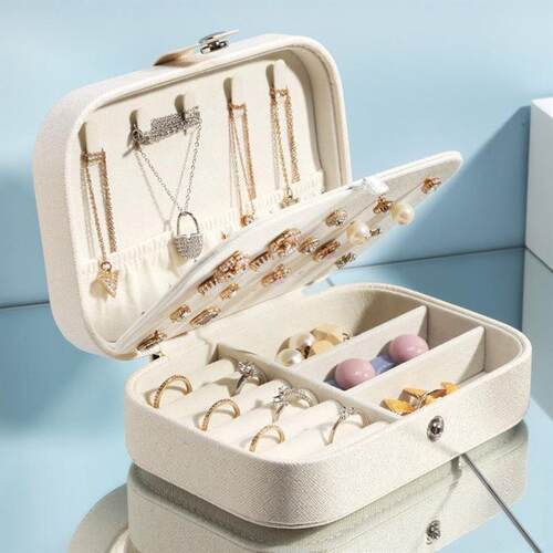 jewelryBoxPULeathJsg