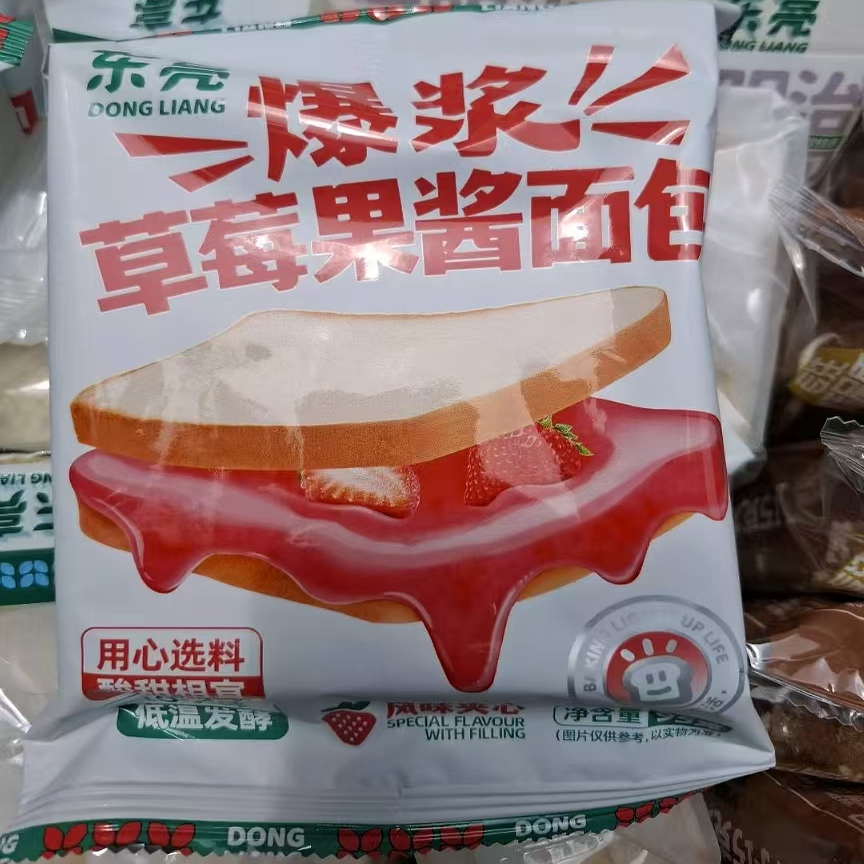 东亮草莓果酱爆浆面包