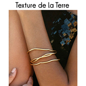 老钱风金色圈圈钛钢手镯女高级感轻奢ins小众设计欧美百搭时尚 饰