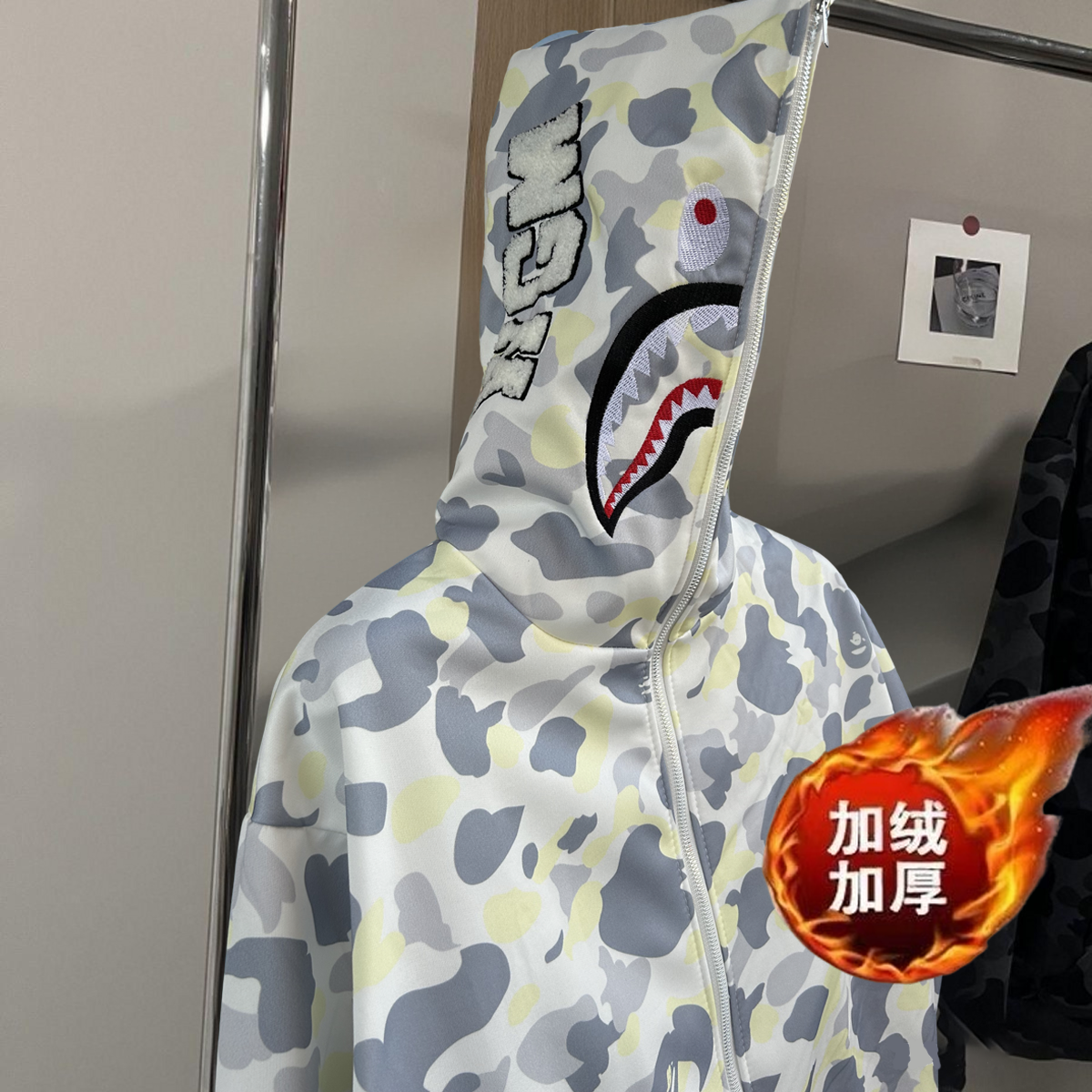 秋冬季加绒迷彩刺绣连帽白色鲨鱼卫衣单帽男女同款设计感外套ins