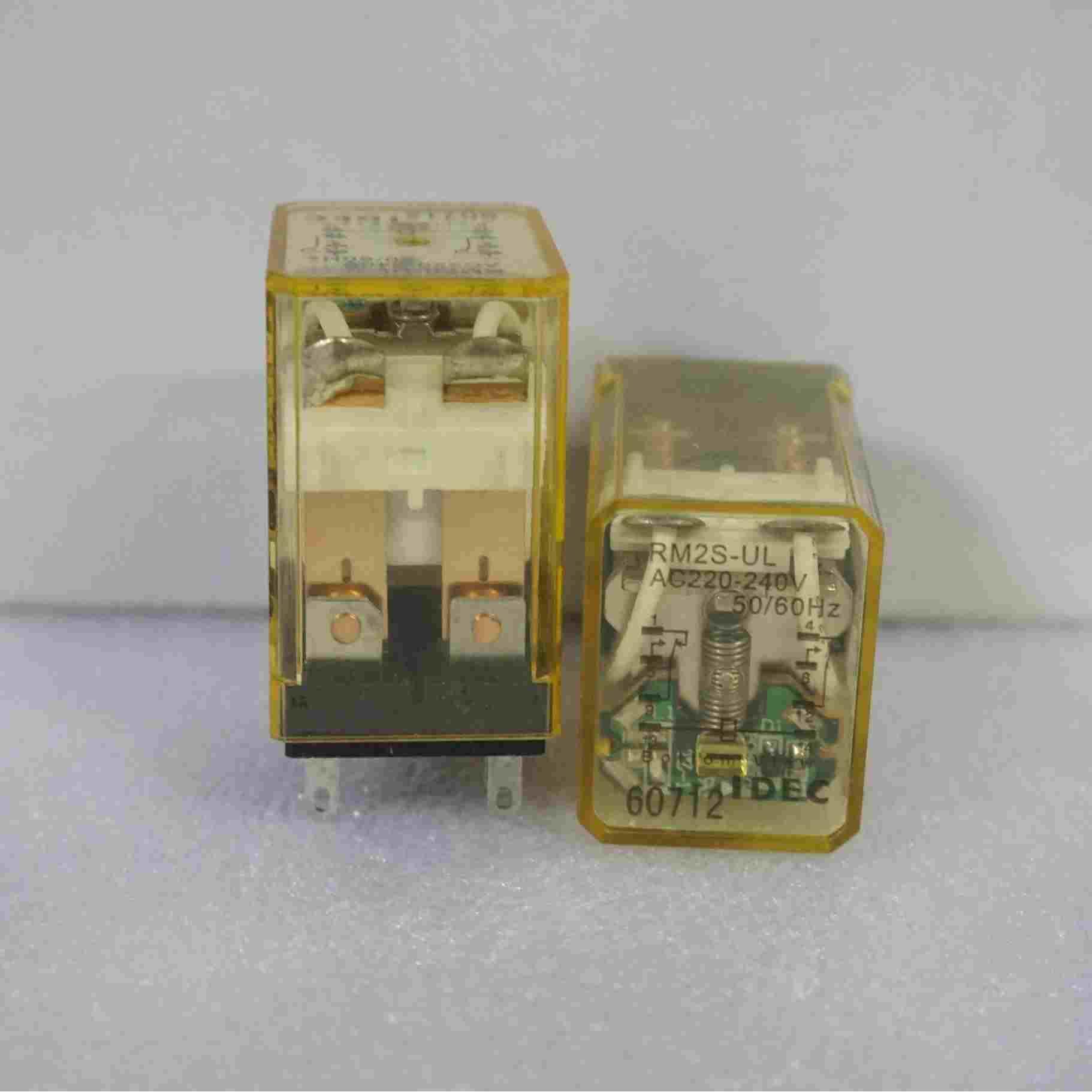 小型电磁继电器 RM2S-UL 两组5A MY2N