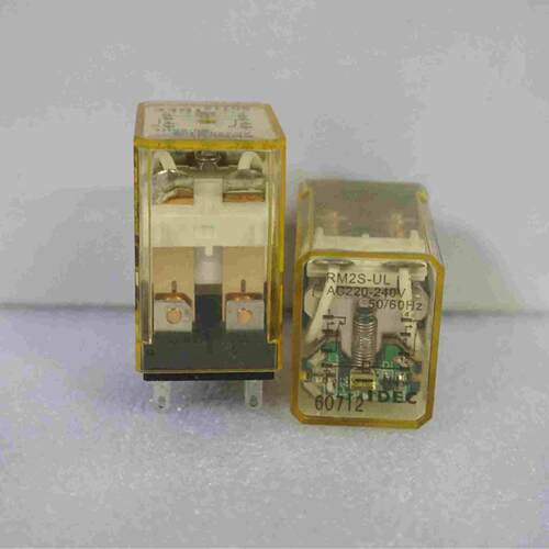 小型电磁继电器 RM2S-UL 两组5A MY2N