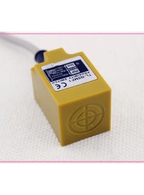 正品金晶接近开关传感器LMF7-3015PA直流3线PNP常开