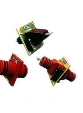 上海华通 LA-10 50/5 100/5 150/5 200/5 电流互感器 LA10电流互