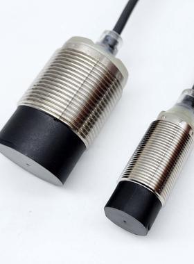 全新接近开关E2A-M12KN05-WP-C1 KN08 KS04 M18KN10-WP-B1