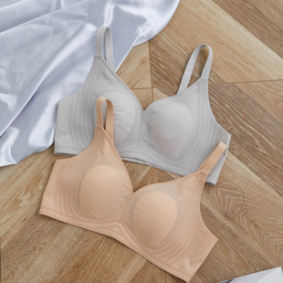 大胸显小舒适上托透气睡眠无钢圈 文胸夏季 无痕内衣女一片式 超薄款