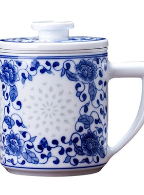 Cup hand-painted porcelain and exquisite glaze color tea cup