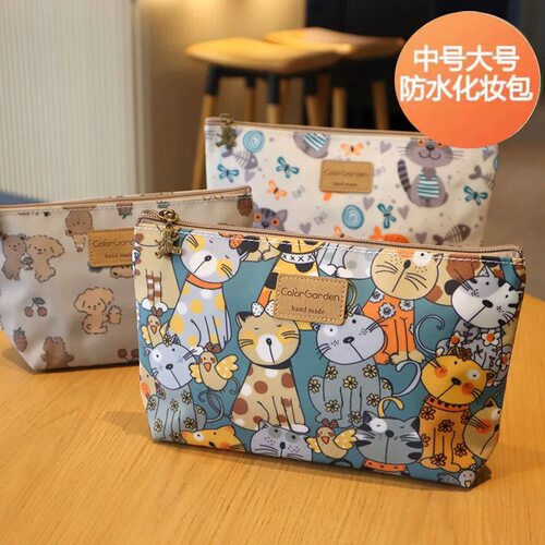 韩货可爱卡通防水印花面料化妆包