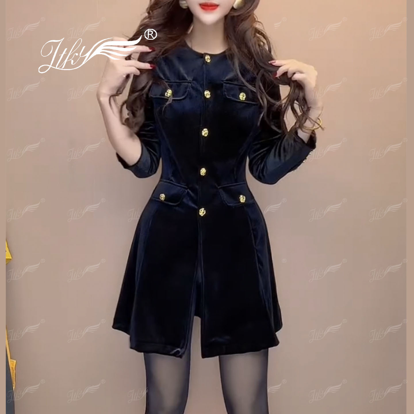 洋气减龄休闲中长款丝绒连衣裙女