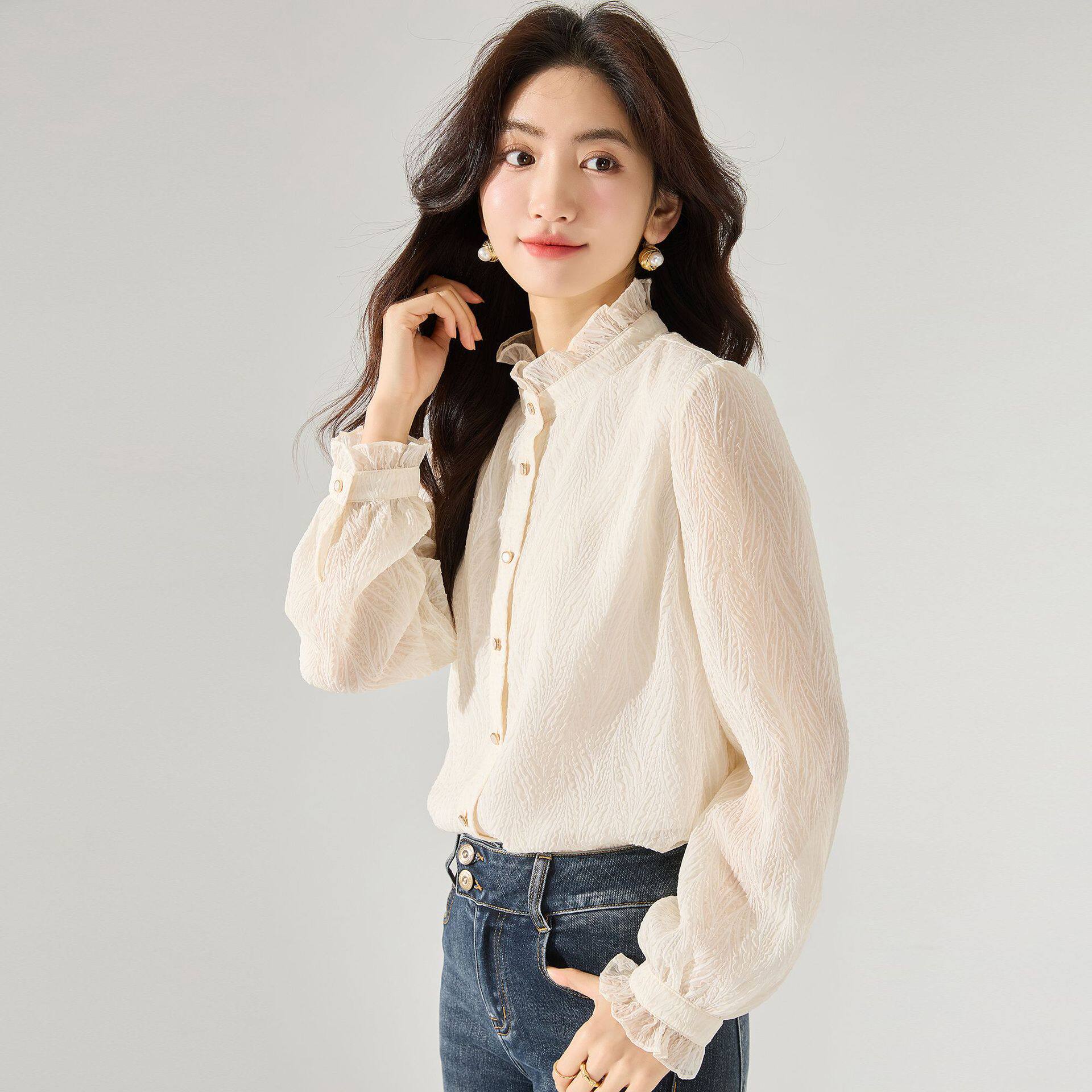 清仓26春季浮雕压花雪纺衬衫百搭通勤木耳边小立领甜美显瘦上衣女