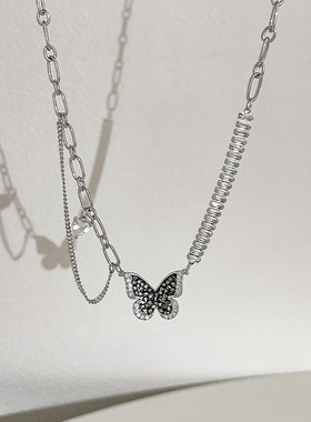 甜酷蝴蝶项链女生轻奢小众设计锁骨链2026新款爆款黑色高级感颈链