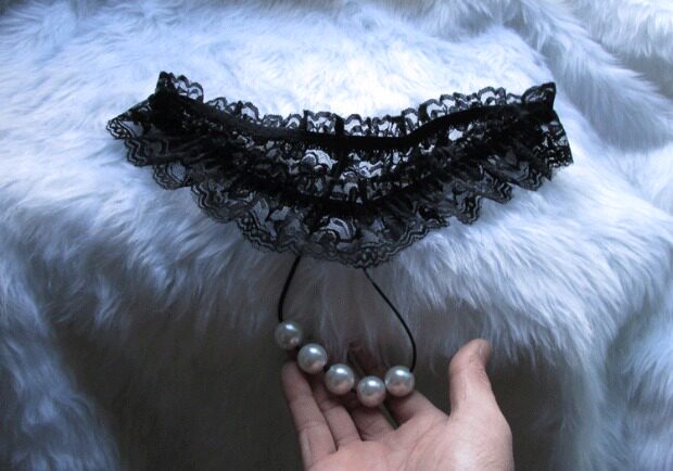 内裤女性感丁字裤大码一根绳刺绣珍珠t型裤低腰无痕镂空少女内内