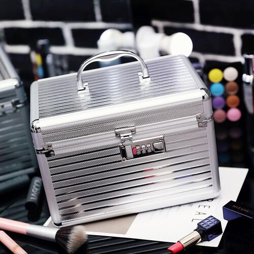 化妆品英语价格 化妆品英语图片 星期三