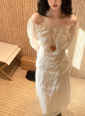 TE lem优雅气质露肩褶皱修身显瘦连衣裙aire亲肤透气温柔风中长裙